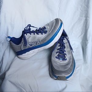 Hokas Bondi 6